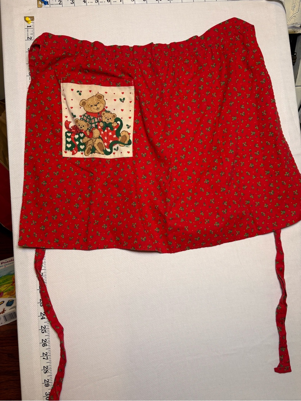 Vintage Gourmet Gallery Christmas Teddy Bear Holly Apron
